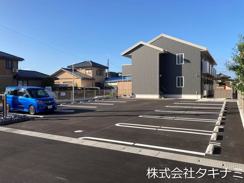 Infinity　G 駐車場