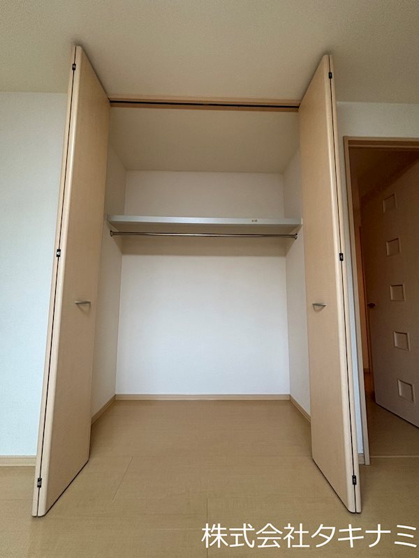 リビングタウン渕　A 収納