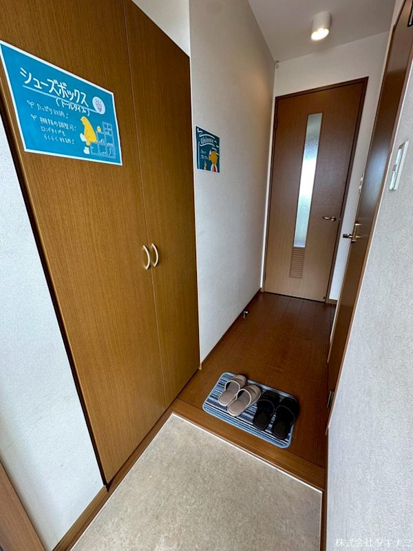 コンフォートヴィレッジ　A棟 玄関