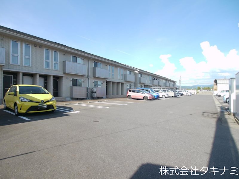 クロワール　A棟 駐車場