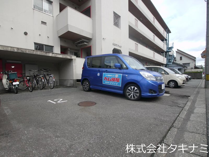 水島マンション 駐車場