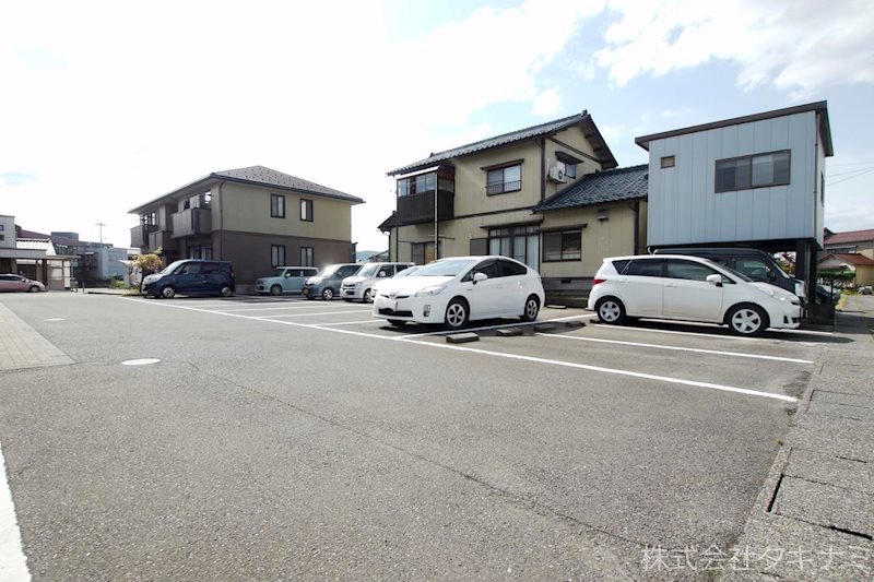 グリーンロード・エル　A  駐車場