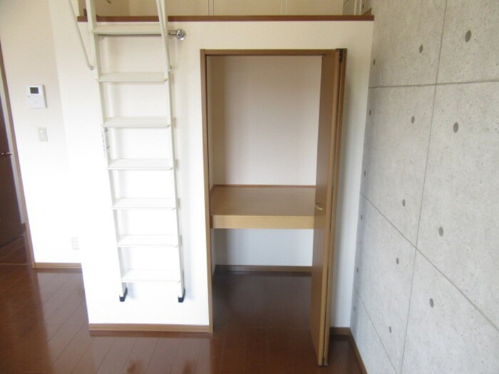 コンフォートヴィレッジ　A棟 収納