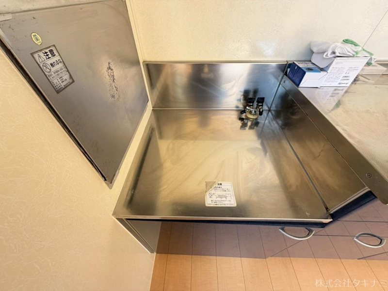 カルナ　みたか キッチン
