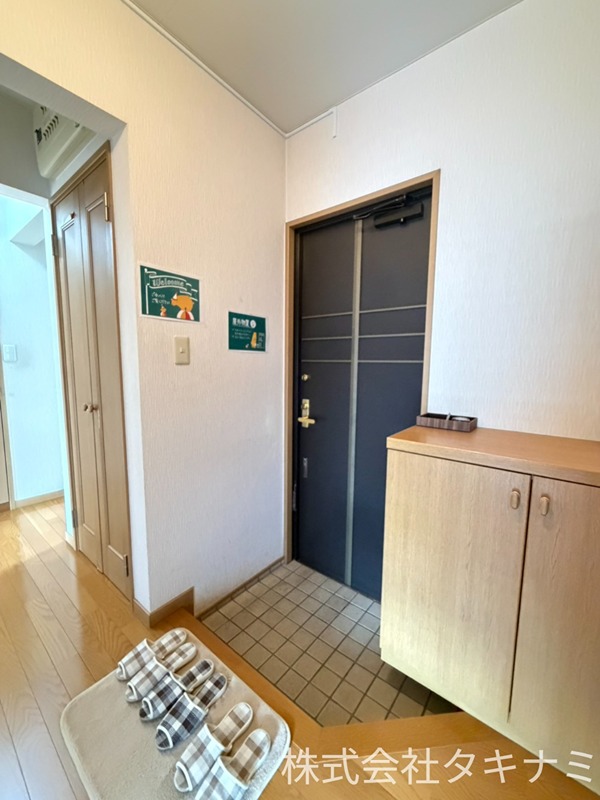 サンテラス松井二の宮 玄関