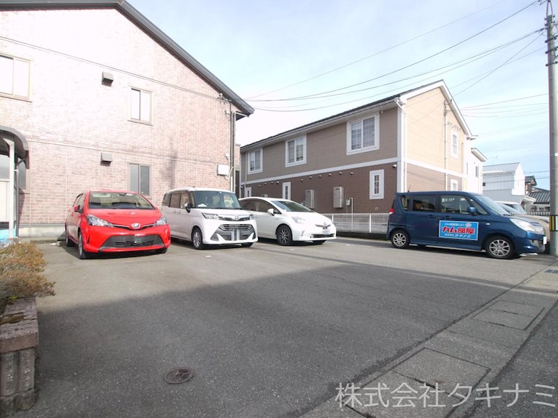 シャルマン若杉　A 駐車場