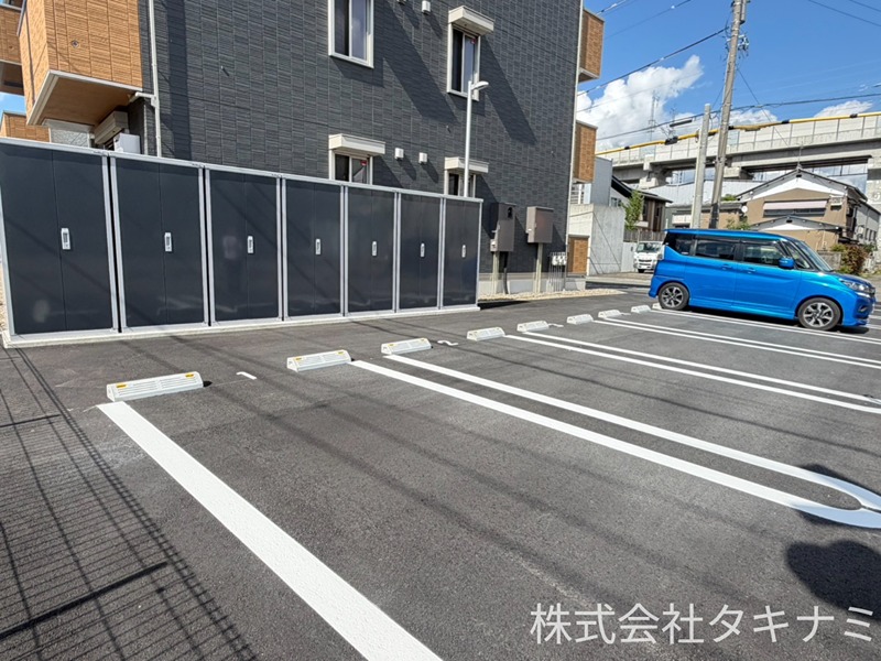 KOHRYU 駐車場