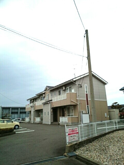 エスポアール・ハイム 駐車場