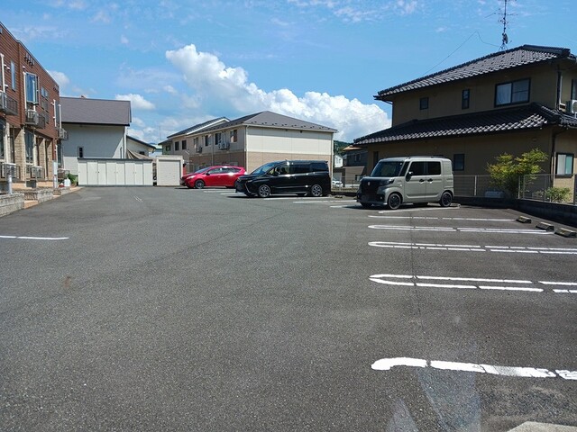 アンジール　ハーネ 駐車場