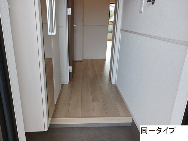 ビレッジ　ハイマウンテン　Ａ 玄関