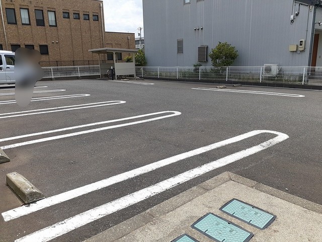 ブリージー　アヴェニュー 駐車場