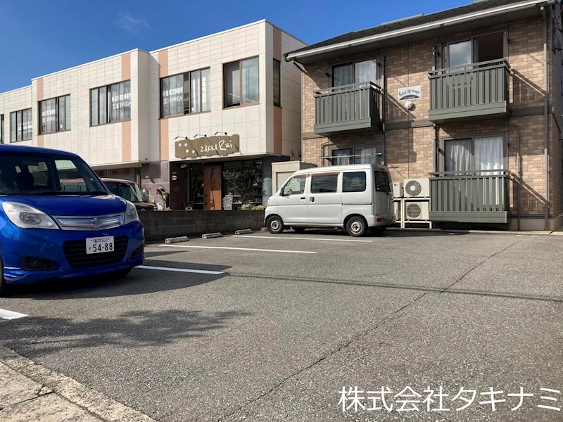 ファ　ベル　テンポ 駐車場