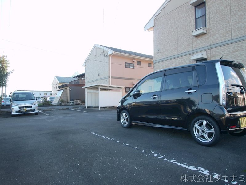 コーポかねとも　A棟 駐車場