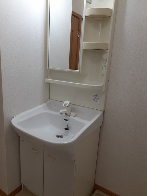シャインヒルズ　Ａ 洗面所