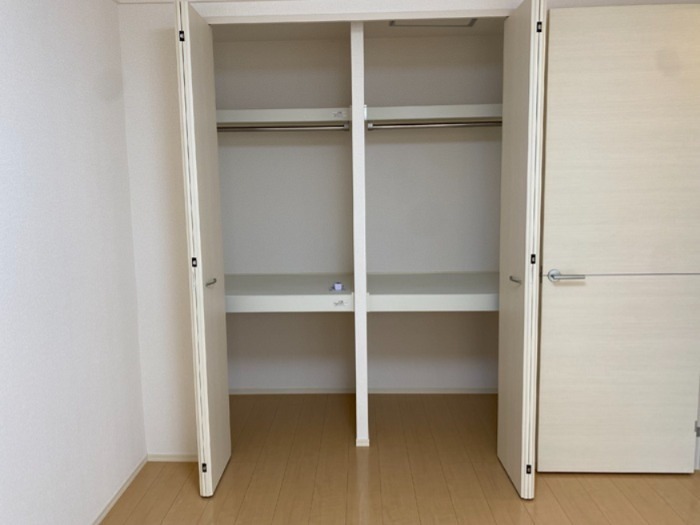 メゾン神中 収納