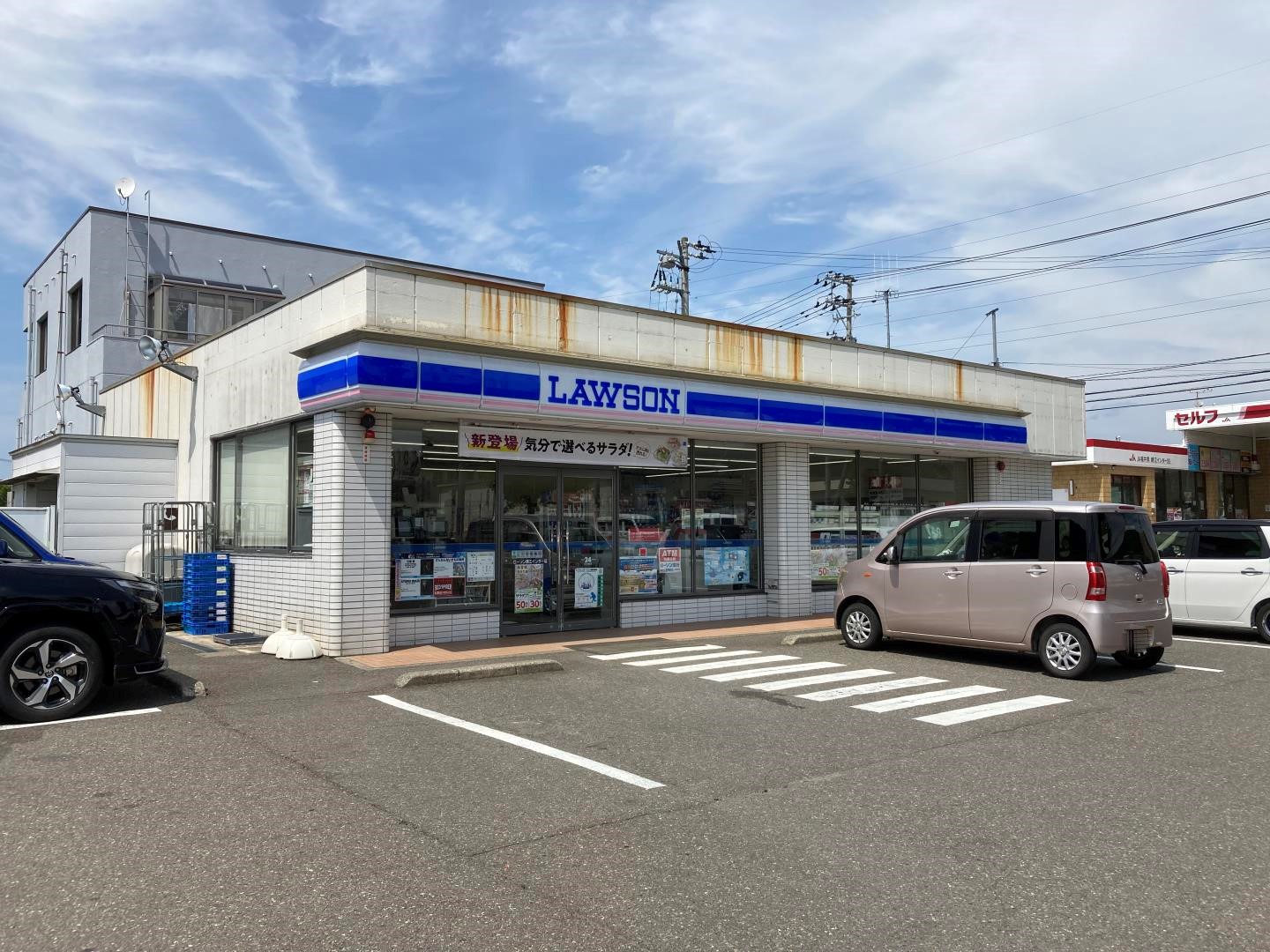 メゾンボヌールヴィ コンビニ