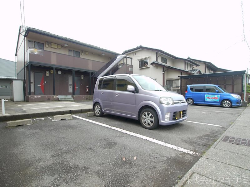 サニーコート聖Ⅳ 駐車場