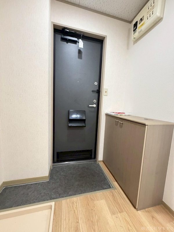 サニーコート聖Ⅳ 玄関