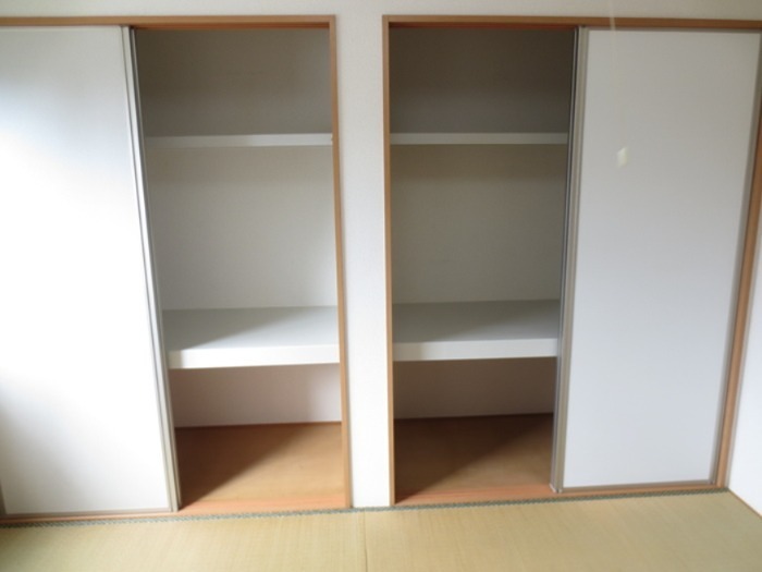 フレスコハウス 収納