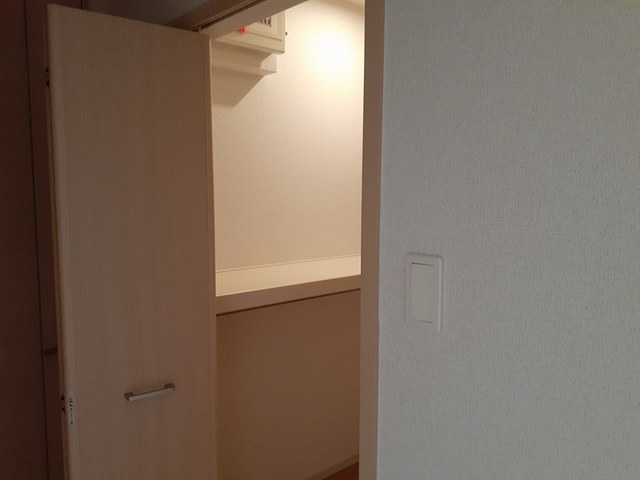 トレフル　Ｋ 収納