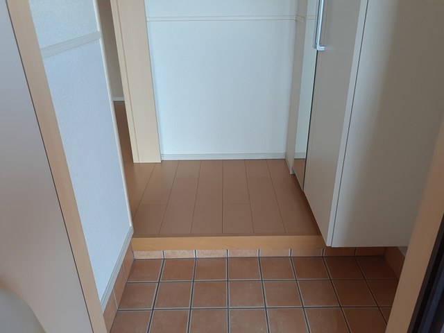トレフル　Ｋ 玄関