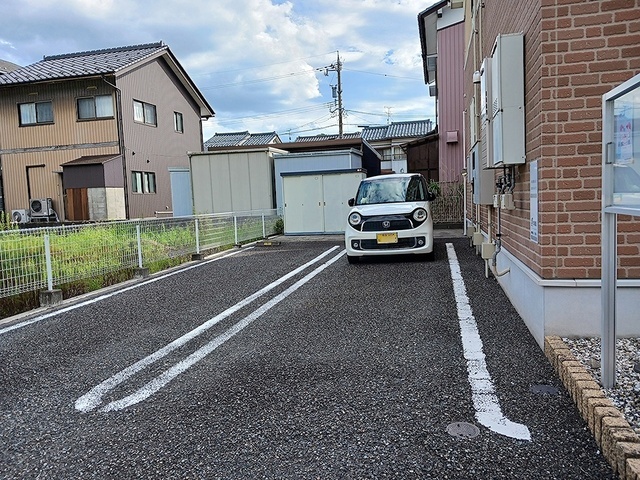 リシアンサス 駐車場