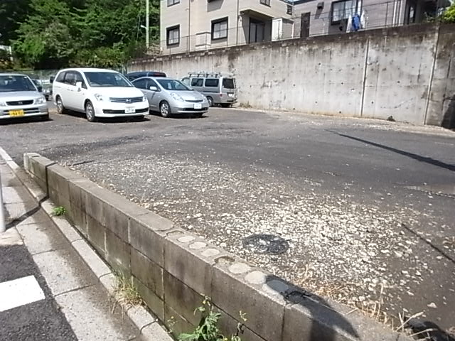 津田丸山駐車場 外観