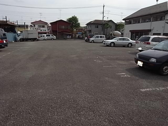 山口大戸郵便局前駐車場 外観