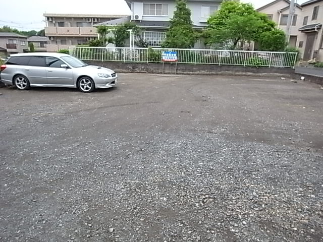 平山パーキング 外観