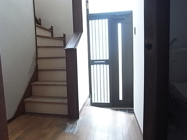 菅野様貸家 玄関