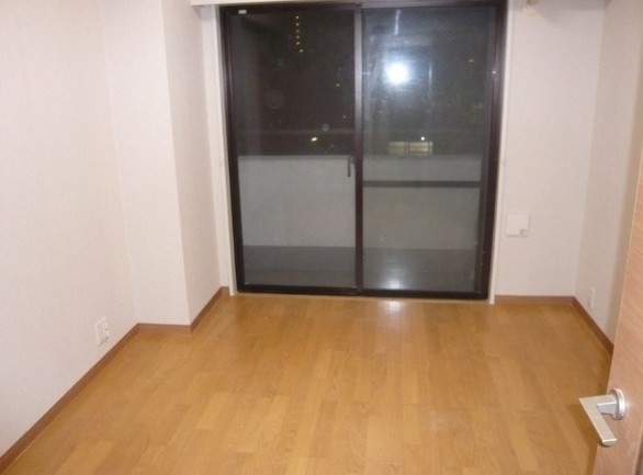 関内スクエァービル ベッドルーム