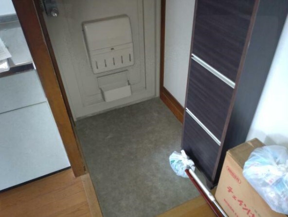 みまさかビル 玄関