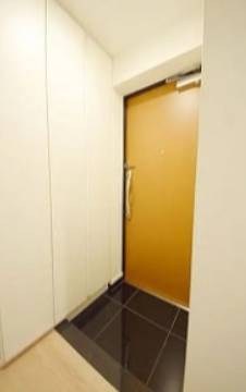 Ｓ－ＲＥＳＩＤＥＮＣＥ月島 玄関