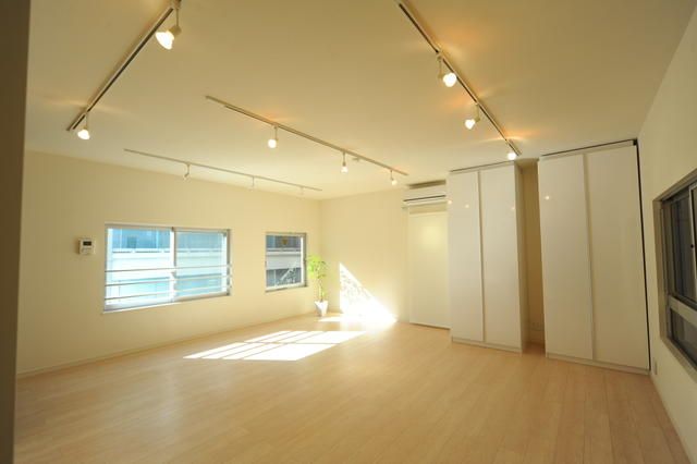 ＭＯＧＡＲＯ　ＧＩＮＺＡ リビング