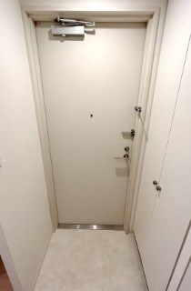 WHARF森下 玄関