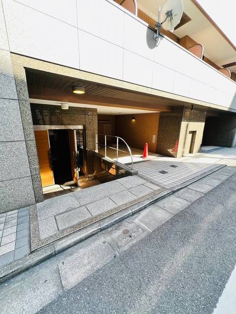メゾン・ド・ヴィレ日本橋茅場町 エントランス