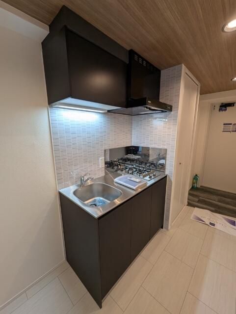 レジディア新川 キッチン
