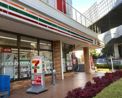 コンフォリア豊洲 コンビニ