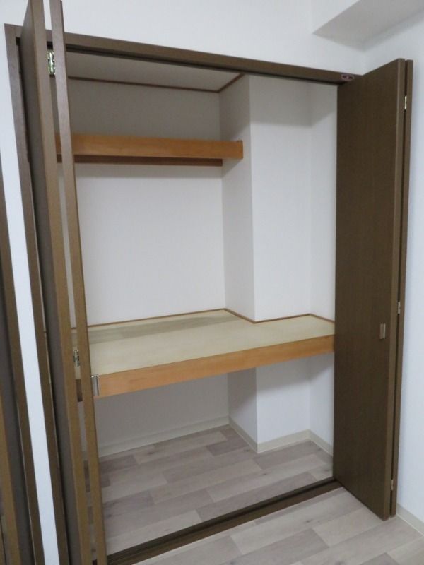 アブレスト浜町 収納