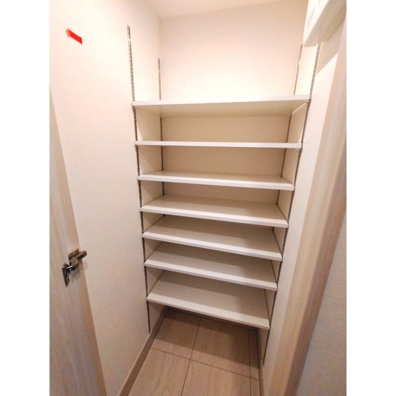シーズンフラッツ押上テラス 収納