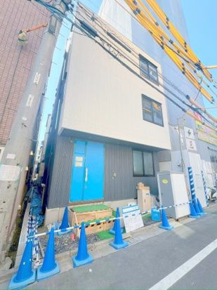 ホワイトメゾン エントランス