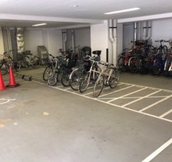 銀座レジデンス伍番館 駐車場