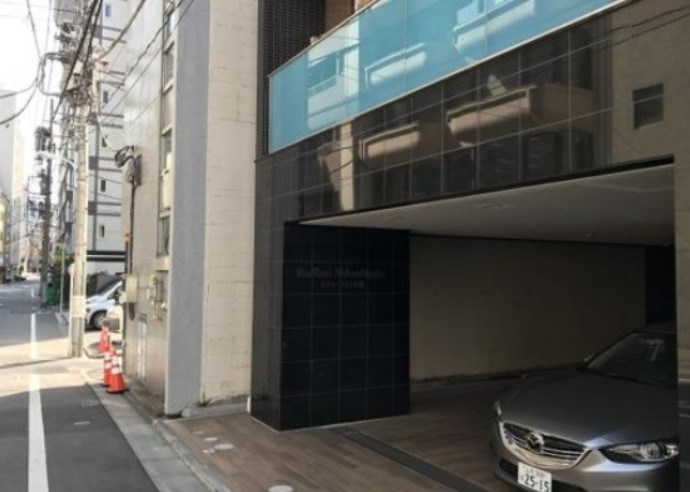 ラフィーネ日本橋 駐車場