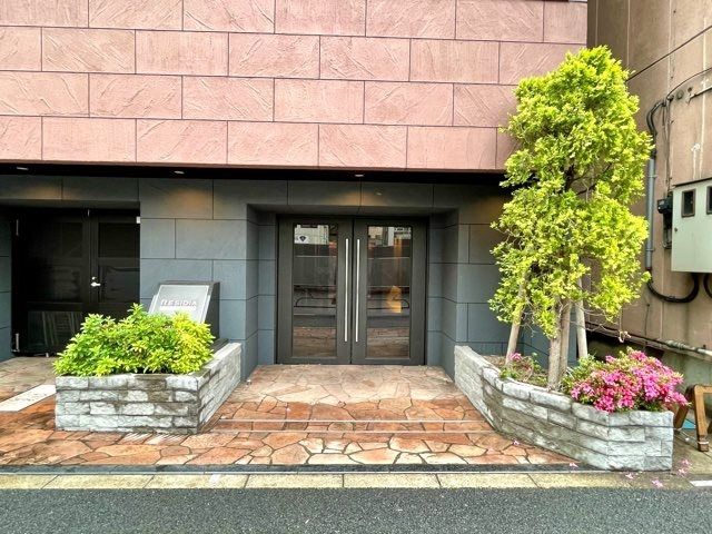 レジディア銀座東 エントランス