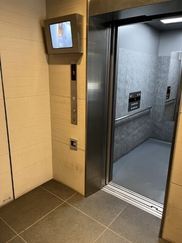 ＦＯＲＥＳＴＡ湊町 ロビー