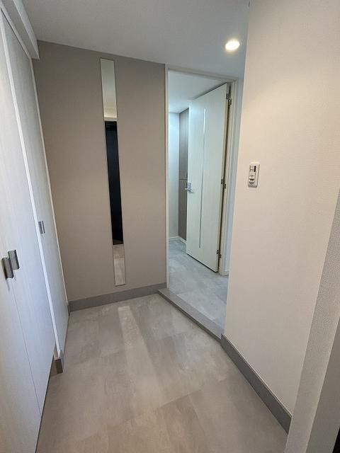 ドゥーエ銀座イーストⅡ 玄関