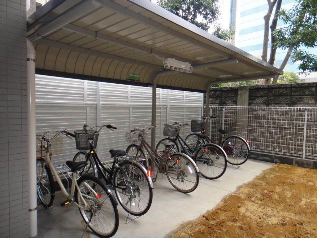 リューデスハイム 駐車場