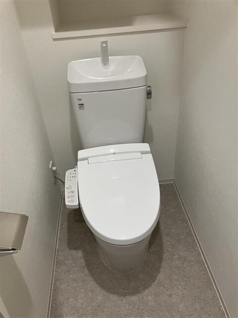 ＯＡＫＬＡＮＣＥ森下 トイレ