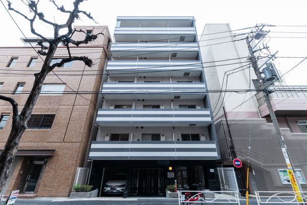 Rising place 両国三番館 外観