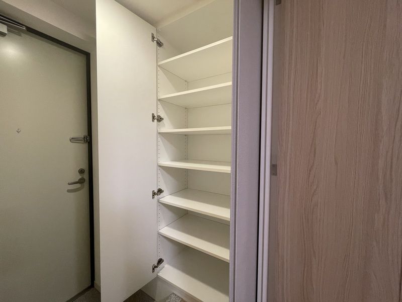 Log銀座東 収納